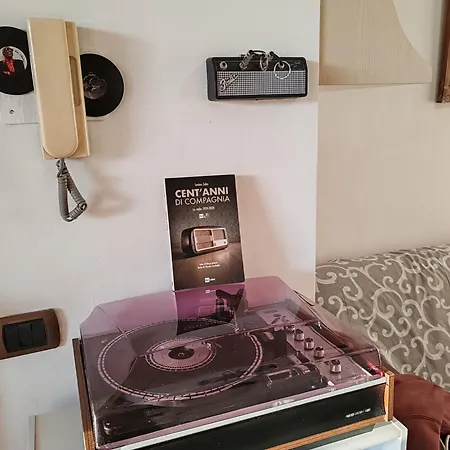 Apartment Sound Blues